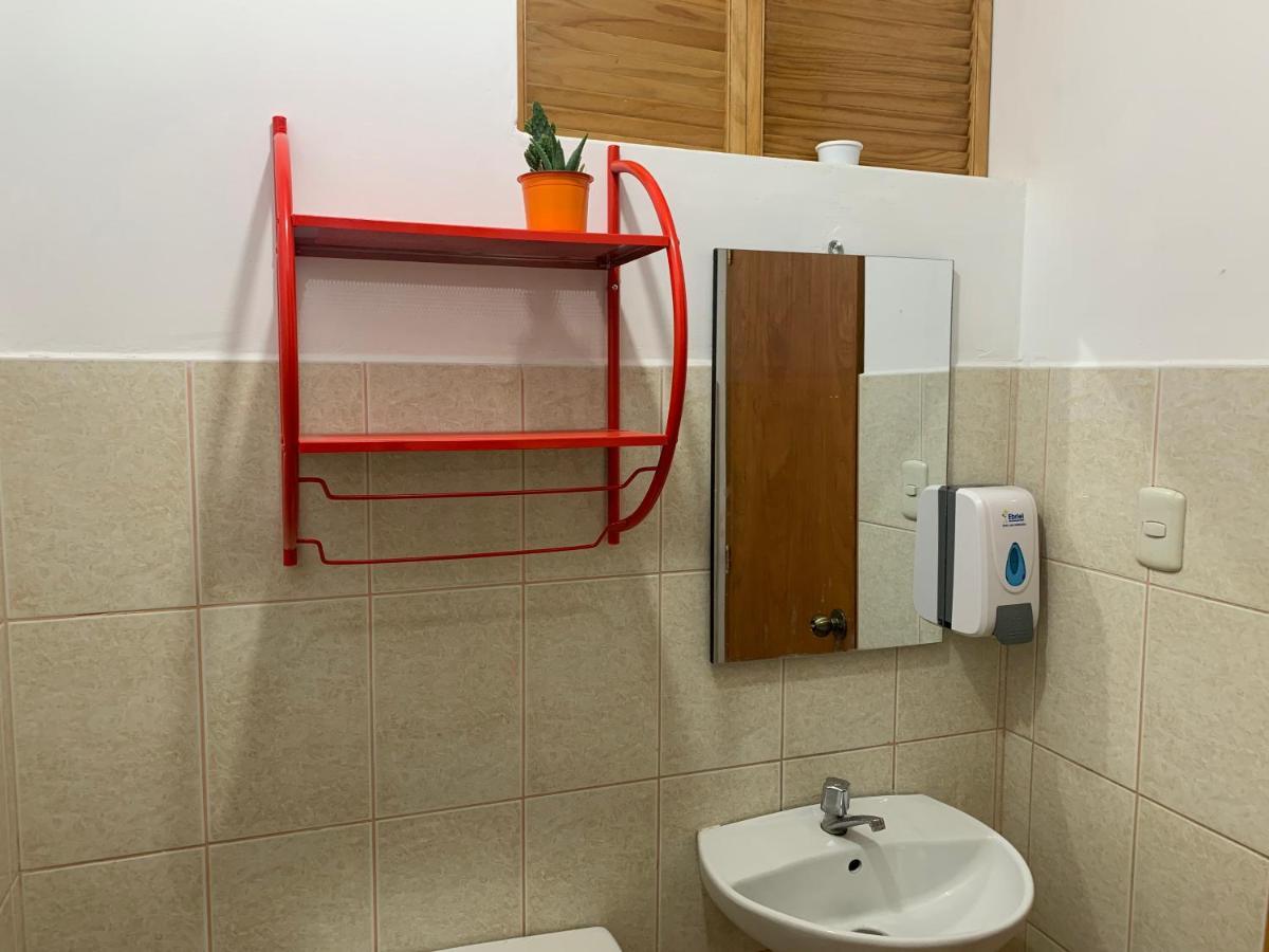 Bed and Breakfast Chaglla Airport Callao Екстер'єр фото